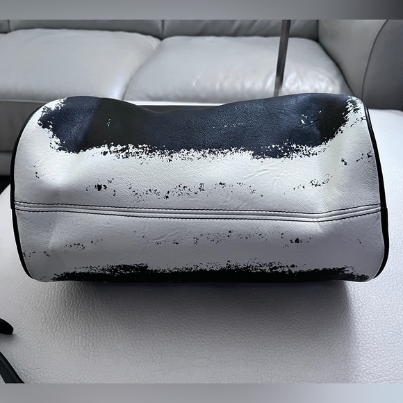 NWT - Desigual Women’s Fraternite Cylinder Bag with a Key Ring - Picture 8 of 15